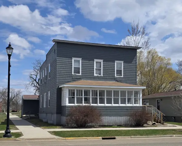 205 3rd Avenue Se, Valley City, ND 58072
