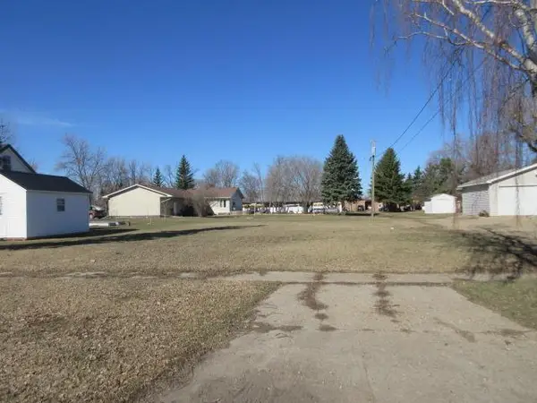 275 3rd Street, Minto, ND 58261