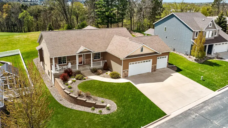 847 Golfview Avenue, Zumbrota, MN 55992 - #2