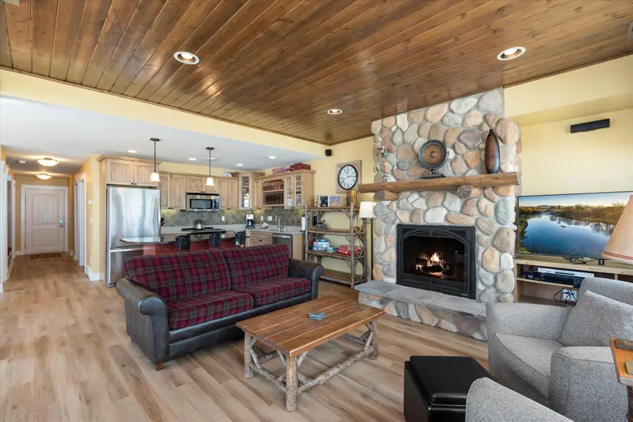 6946 Beach View Lane Nw #215-4 Trappers Landing Lodge, Whipholt, MN 56452 - #3