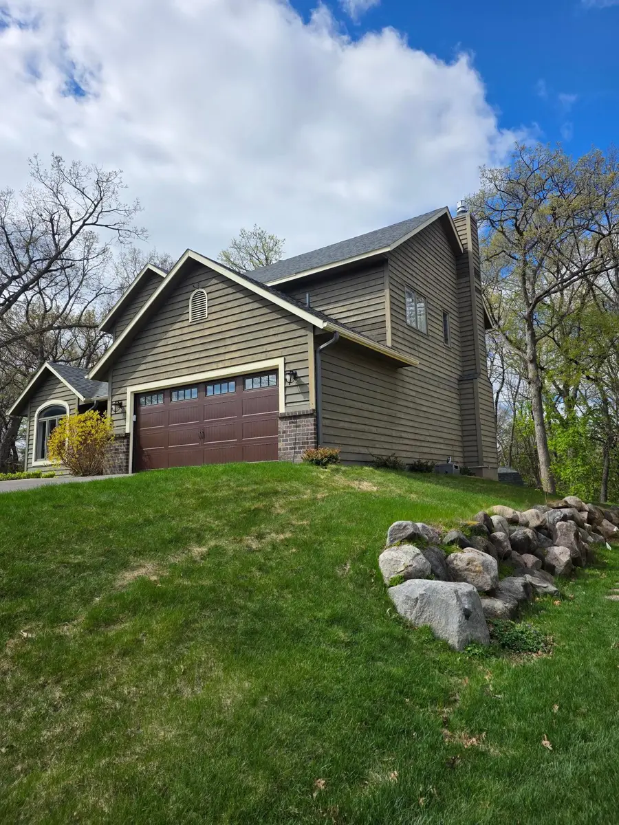 12054 Gantry Lane, Apple Valley, MN 55124 - #2