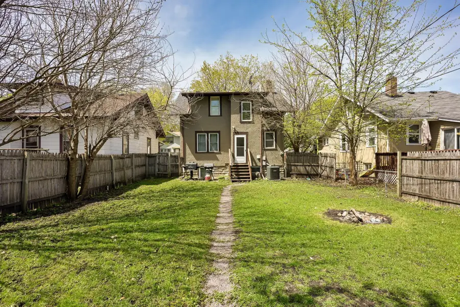 1096 23rd Avenue Se, Minneapolis, MN 55414 - #2