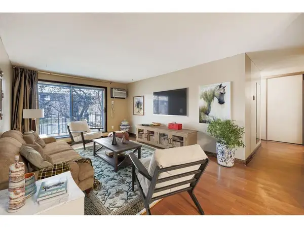 3431 Kent Street #813, Shoreview, MN 55126