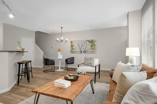680 N 2nd Street #120, Minneapolis, MN 55401