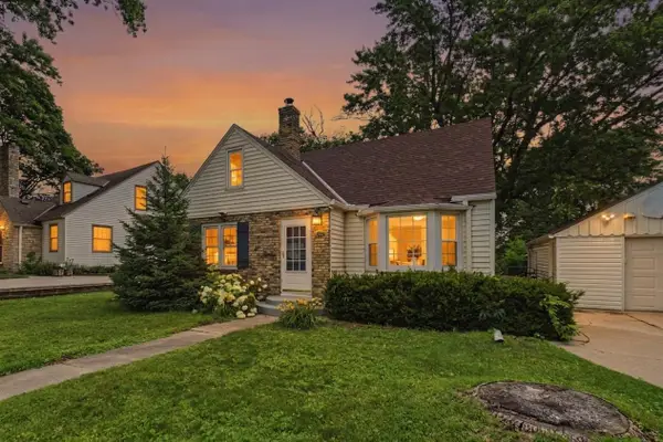 337 5th Avenue N, Hopkins, MN 55343
