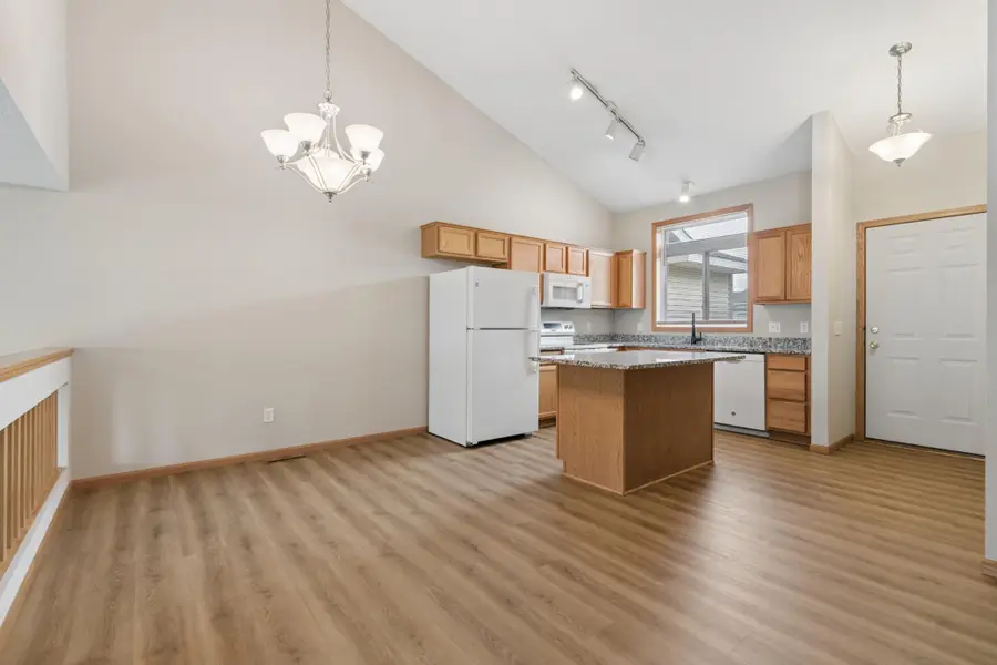 4207 Rymark Court, Shakopee, MN 55379 - #3