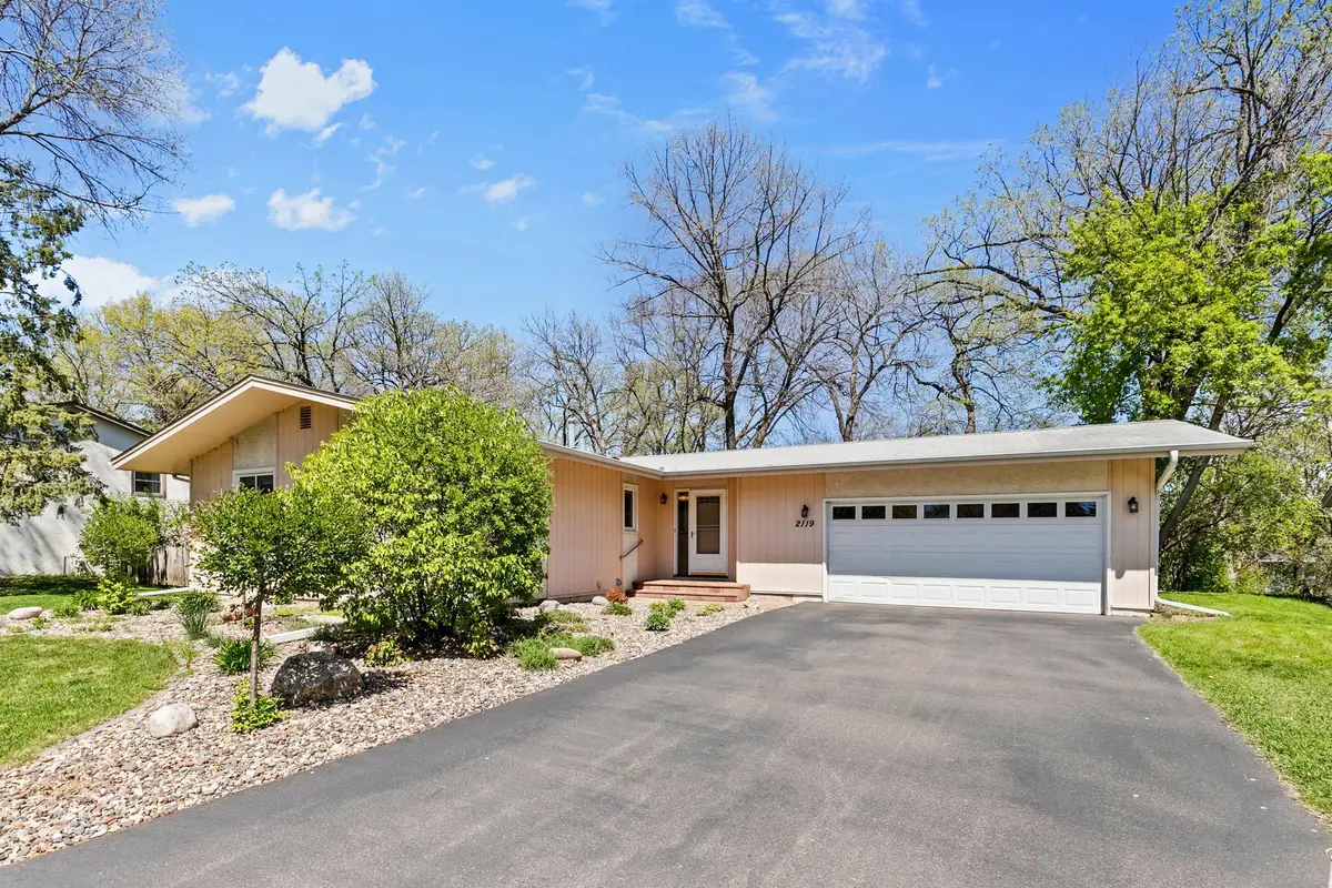2119 Violet Lane, New Brighton, MN 55112 - #1
