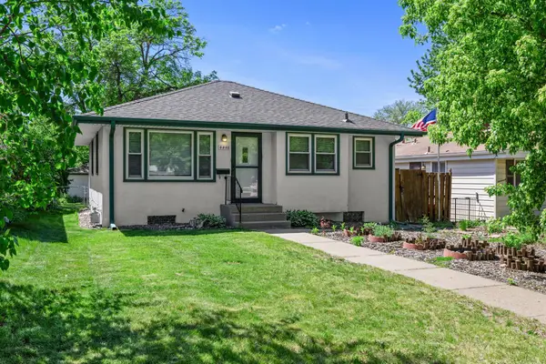 4448 Washington Street Ne, Columbia Heights, MN 55421