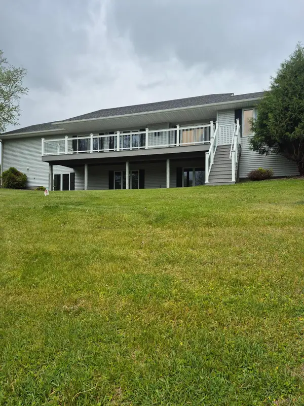 101 Northridge Drive, Kenyon, MN 55946