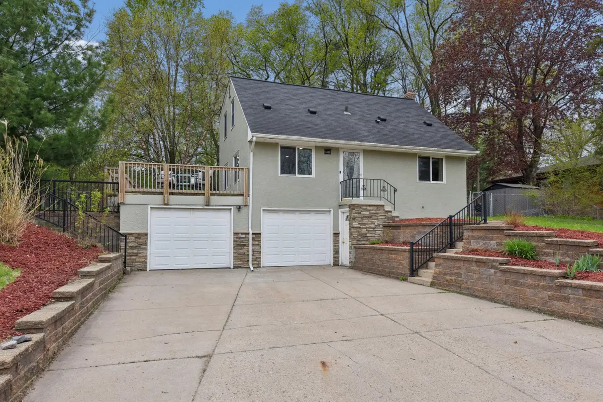 1405 Mahtomedi Avenue, Mahtomedi, MN 55115 - #1