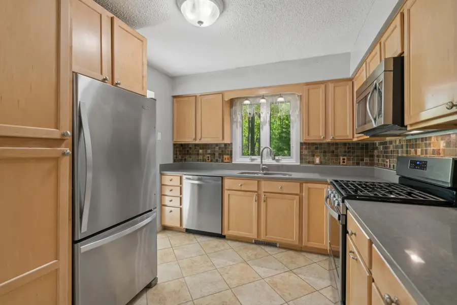 75 Pleasant Lane E, Excelsior, MN 55331 - #3