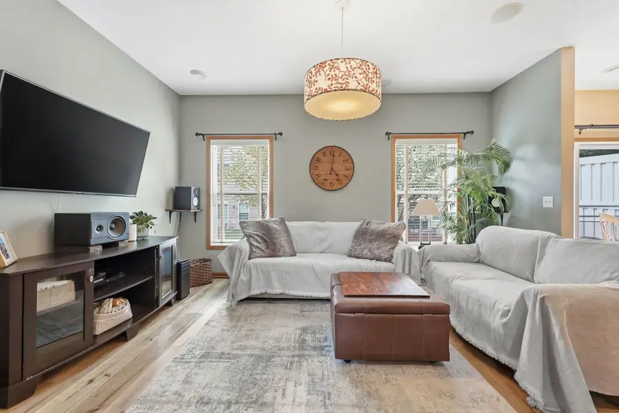 348 Orendorff Way Ne, Minneapolis, MN 55421 - #2