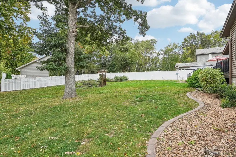 2067 Kings Road, Eagan, MN 55122 - #3