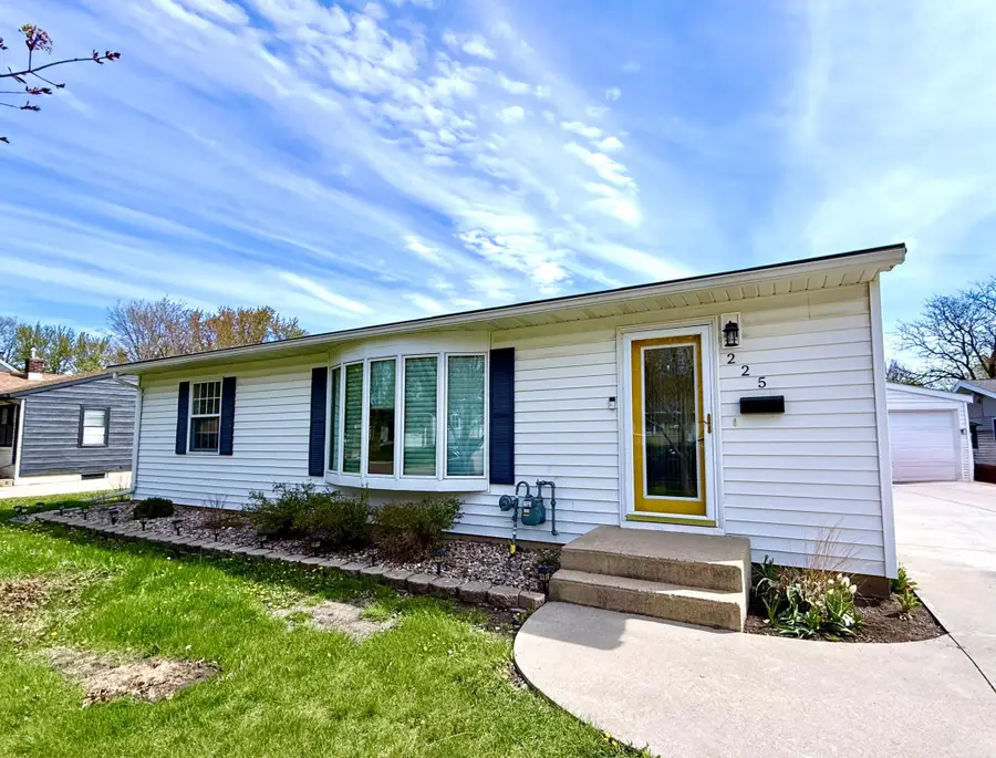225 Sunrise Boulevard, Redwood Falls, MN 56283 - #2