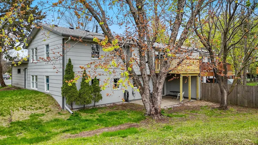 10330 Rhode Island Circle, Bloomington, MN 55438 - #3