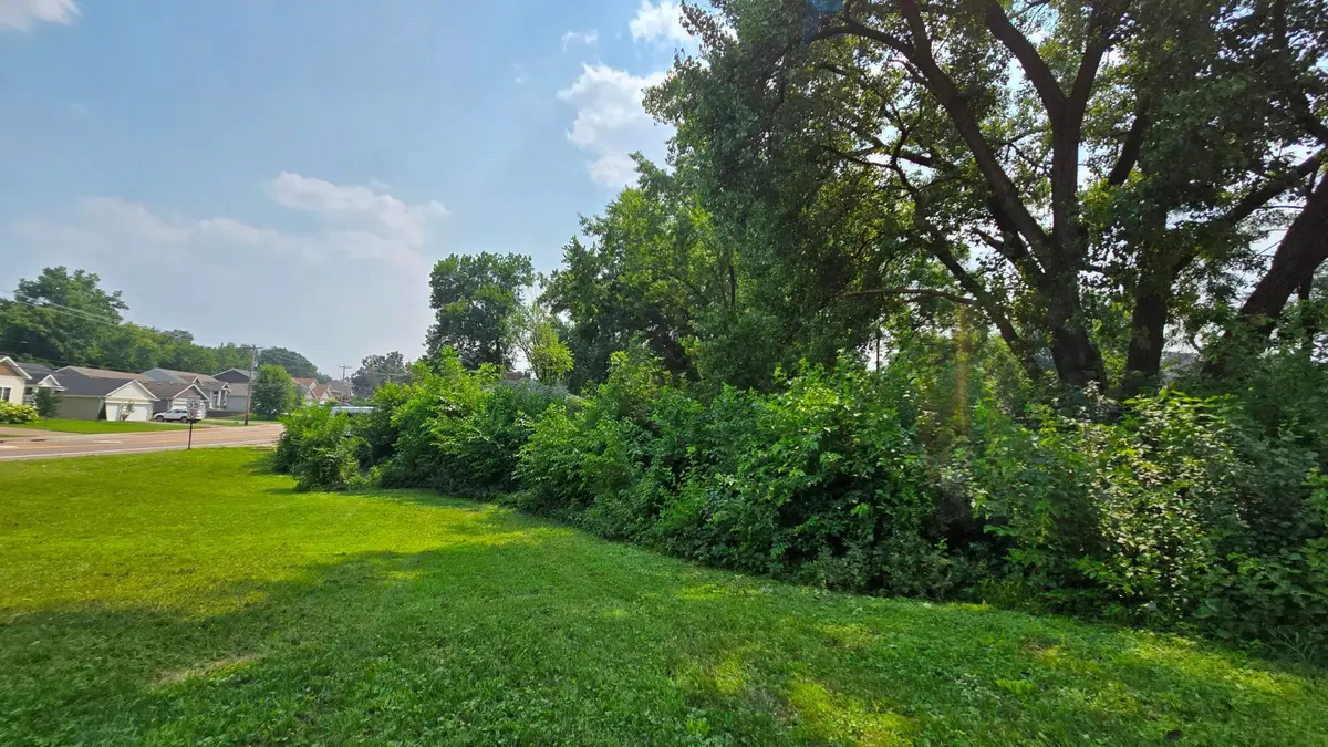 3949 Douglas Drive N, Crystal, MN 55422 - #1