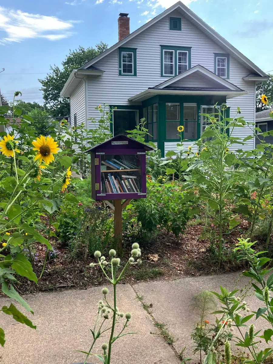 4042 Queen Avenue N, Minneapolis, MN 55412 - #2