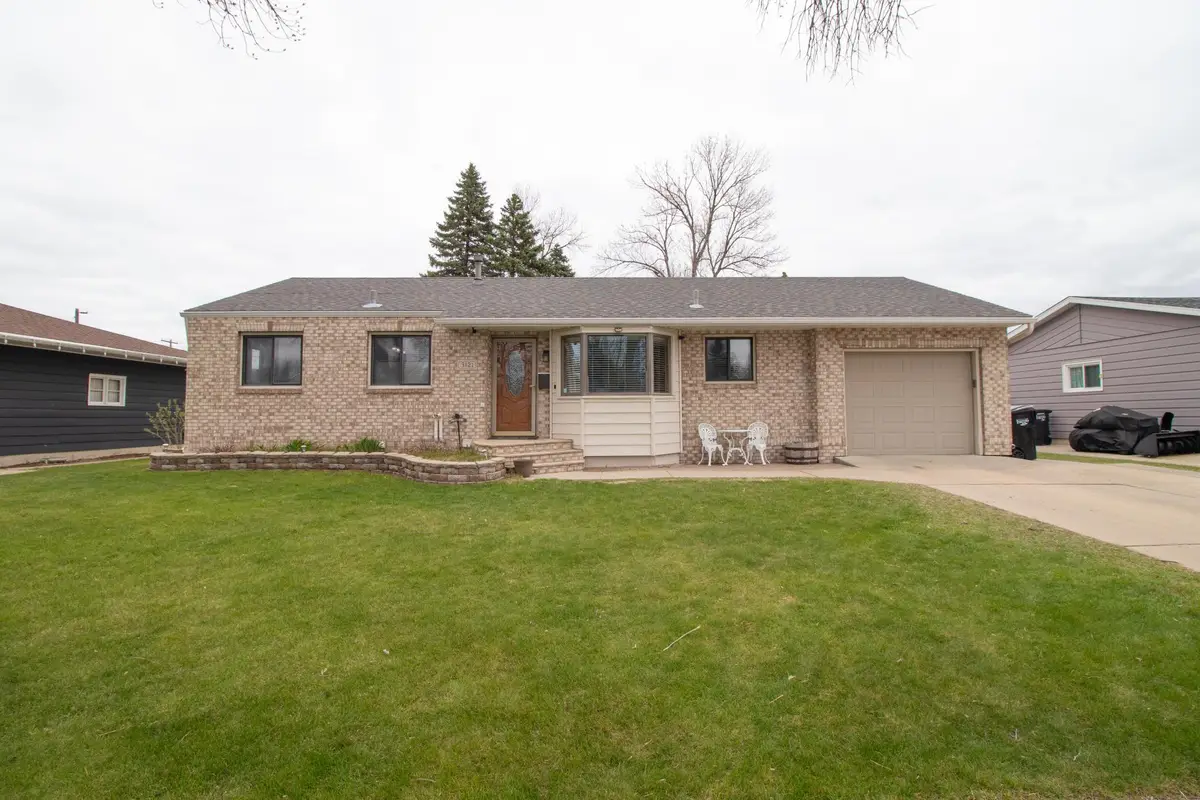 3121 7th Street N, Fargo, ND 58102 - #1