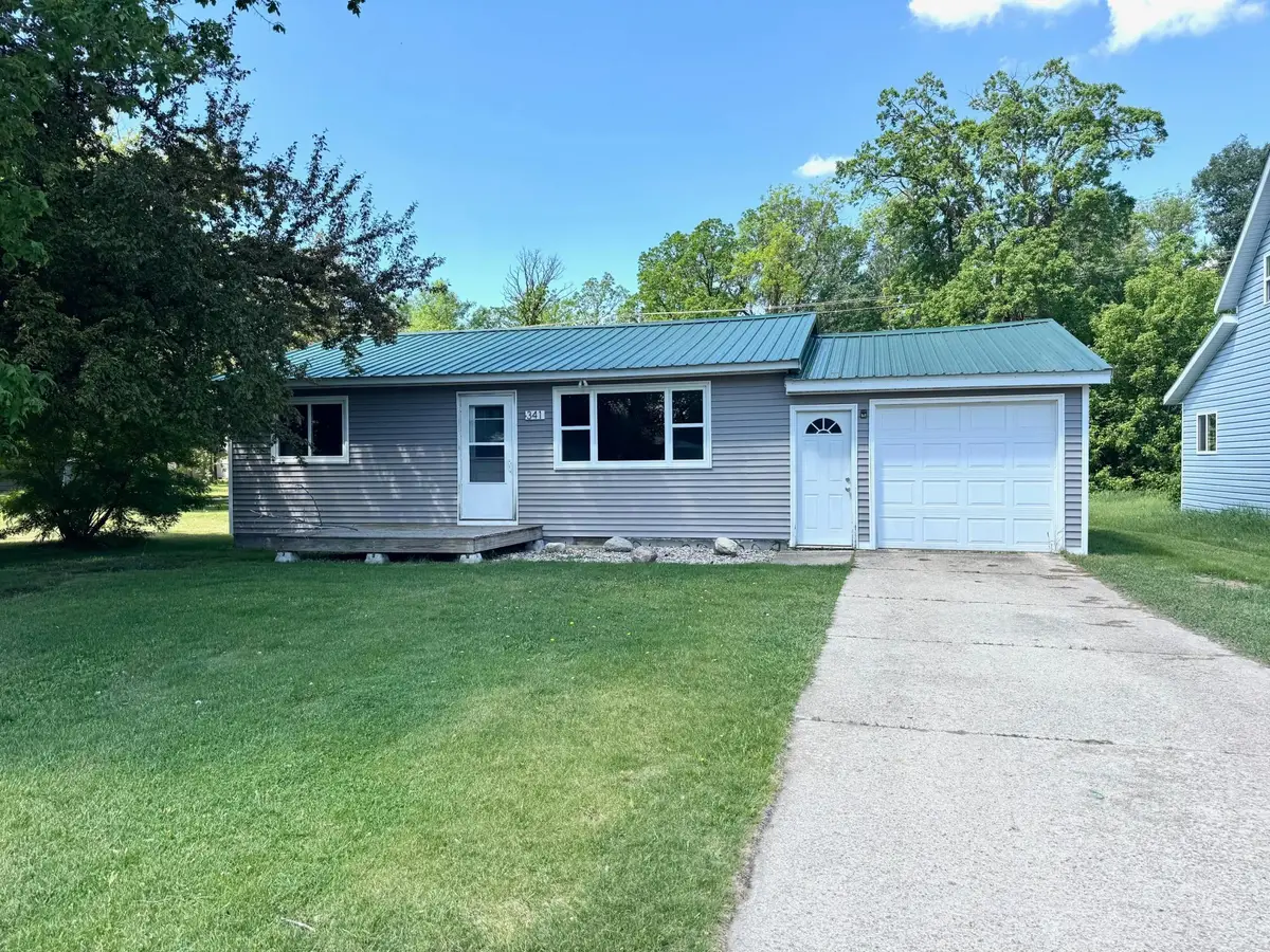 341 4th Street N, Greenbush, MN 56726 - #1
