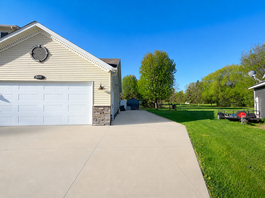 609 20th Avenue N, Sartell, MN 56377 - #3