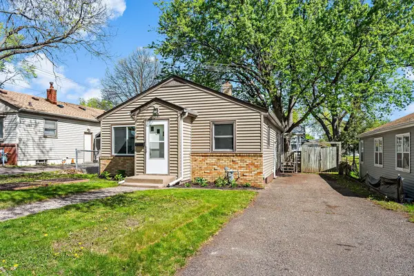 1081 Lawson Avenue E, Saint Paul, MN 55106