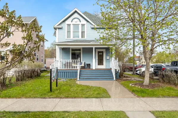 203 8th Street S, Fargo, ND 58103