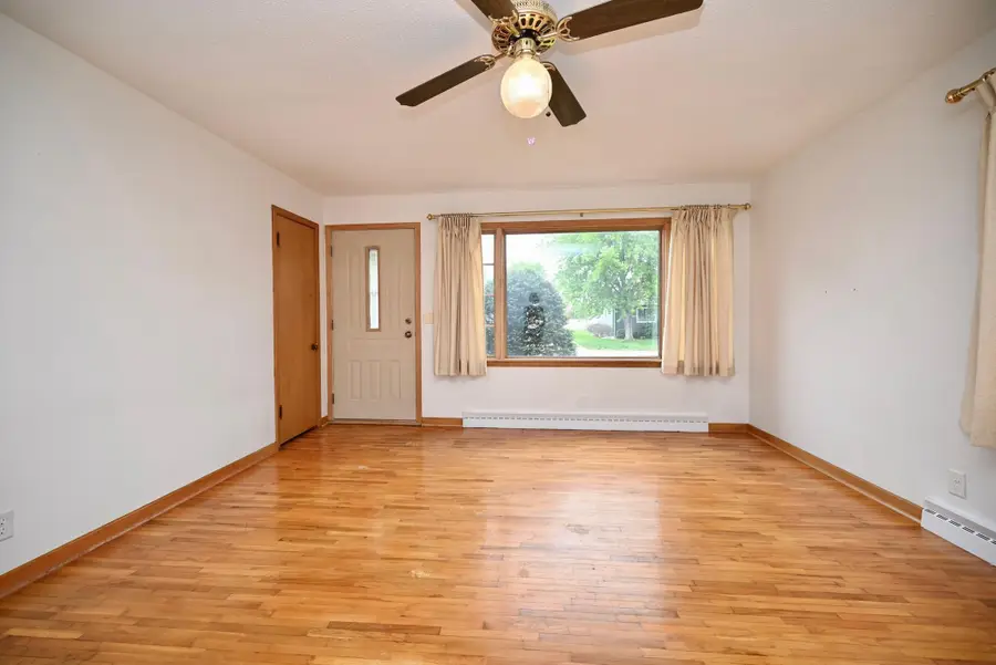 730 47th Avenue, Winona, MN 55987 - #3