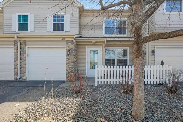 1888 Wildflower Court, Shoreview, MN 55126