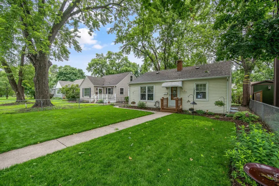 14 Jackson Avenue S, Hopkins, MN 55343 - #3