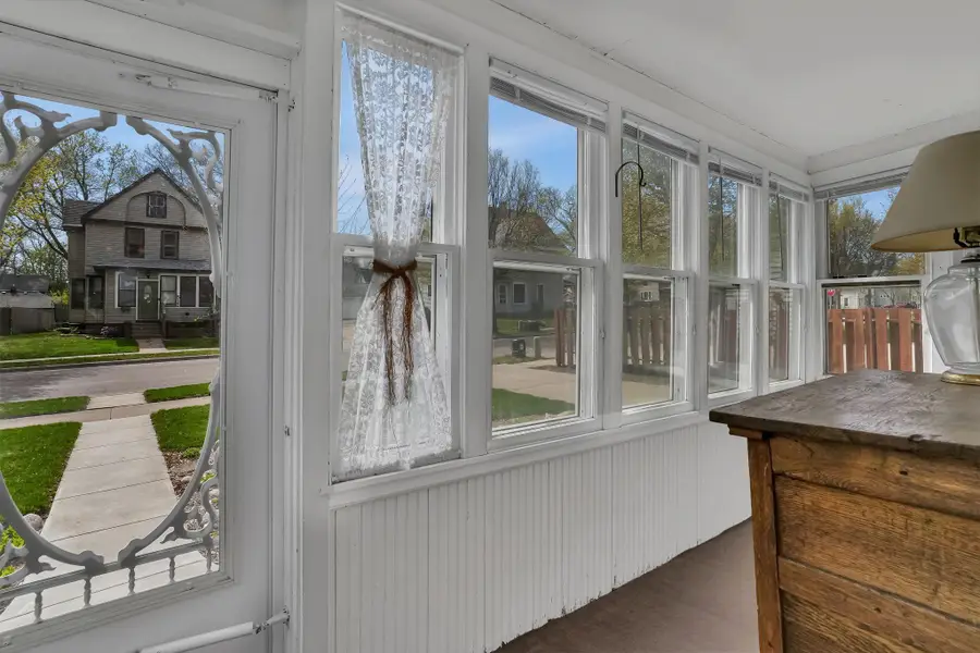 509 3rd Street Se, Willmar, MN 56201 - #2