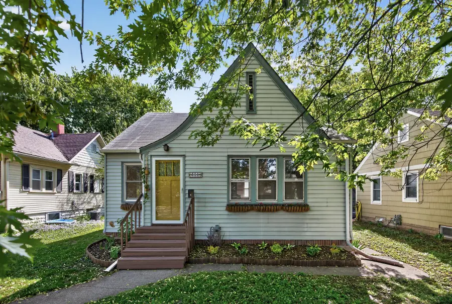 858 21st Avenue Se, Minneapolis, MN 55414 - #3