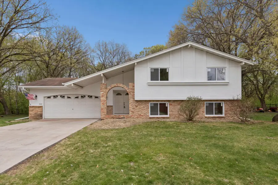 2848 Ardan Avenue, Mounds View, MN 55112 - #2