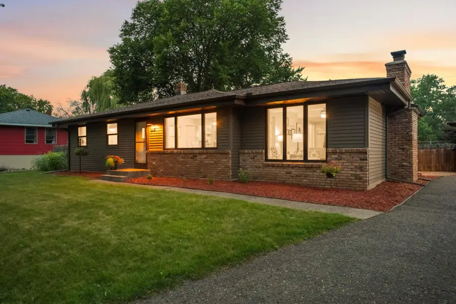 2317 Emerald Drive, White Bear Lake, MN 55110 - #2