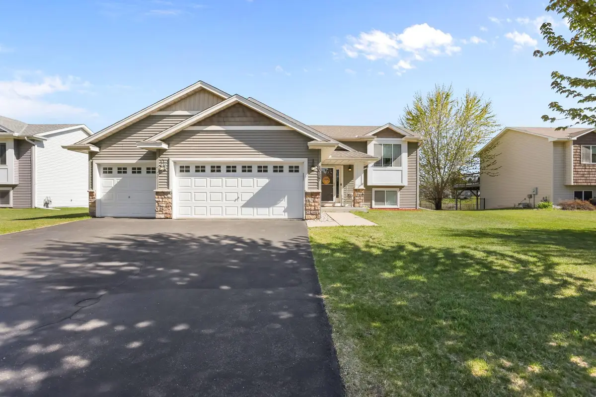 10137 179th Avenue Nw, Elk River, MN 55330 - #1