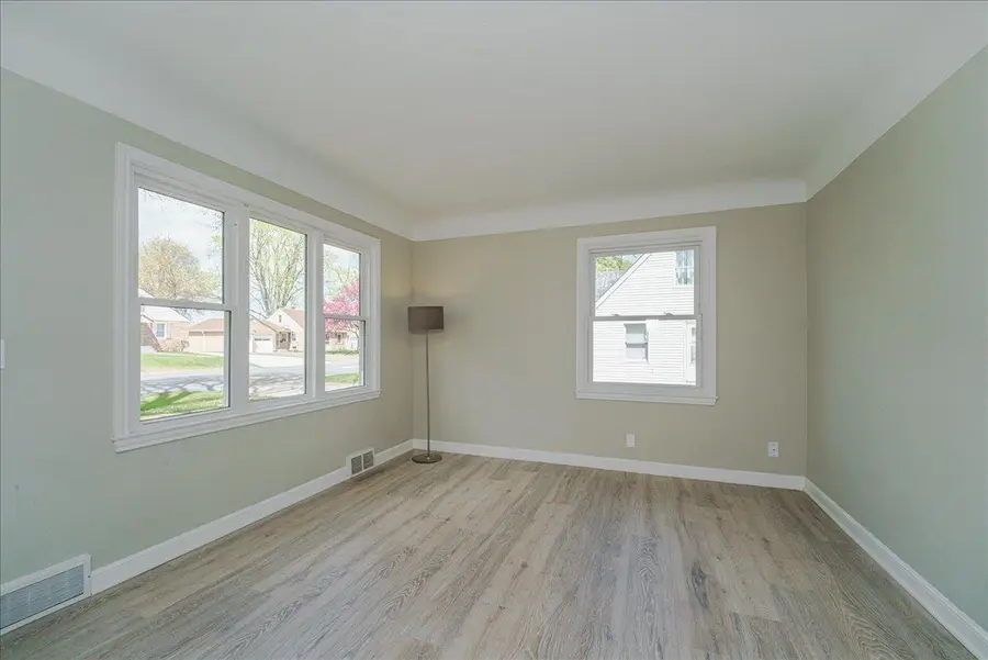 8127 1st Avenue S, Bloomington, MN 55420 - #3