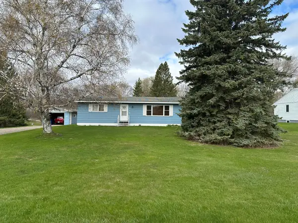 436 Oak Hills Drive, Detroit Lakes, MN 56501