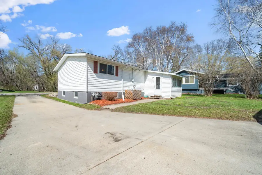 318 4th Avenue Ne, Glenwood, MN 56334 - #3