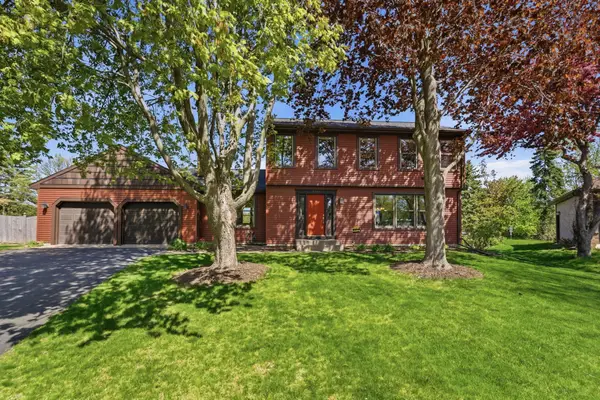 6989 Wyndham Alcove, Woodbury, MN 55125