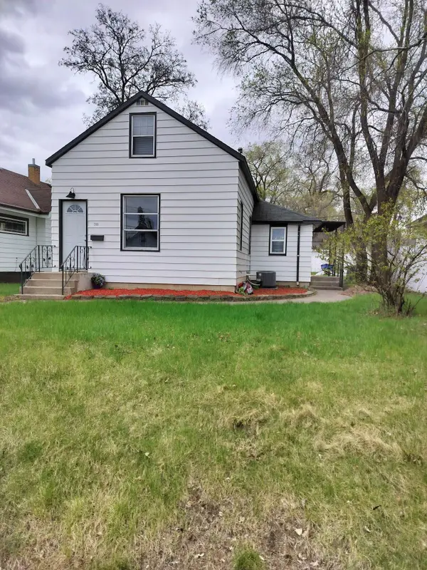 706 E Saint Germain Street, Saint Cloud, MN 56304