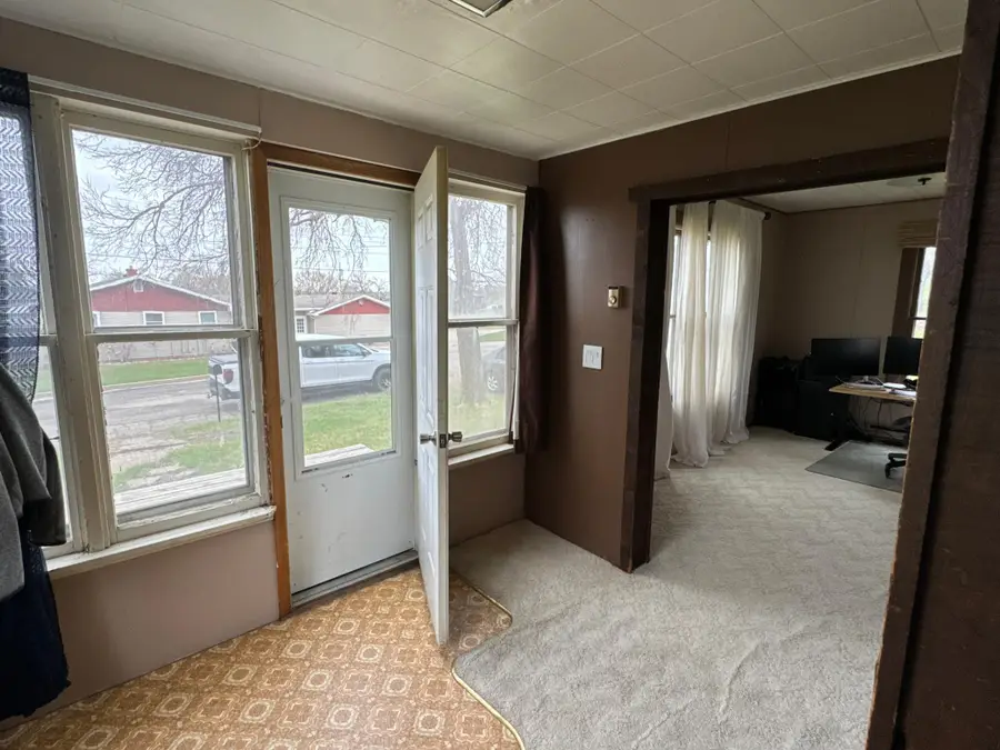 710 & 720 5th Street Nw, Valley City, ND 58072 - #3