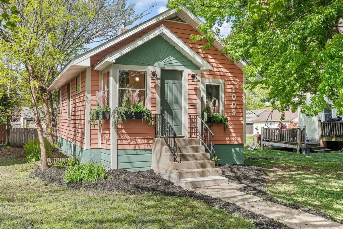 1009 Watson Avenue, Saint Paul, MN 55102 - #1