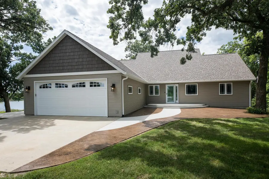 9077 82nd Avenue Ne, Spicer, MN 56288 - #2