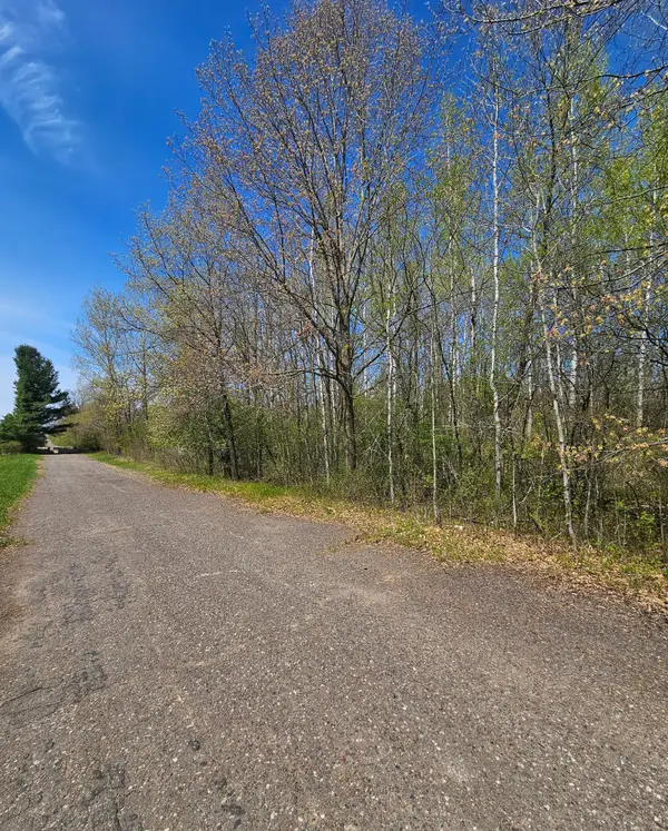 1336X Golden Road, Milaca, MN 56353