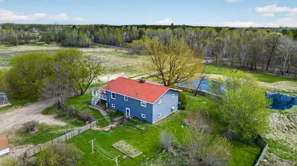 45620 Grand Avenue, Harris, MN 55032
