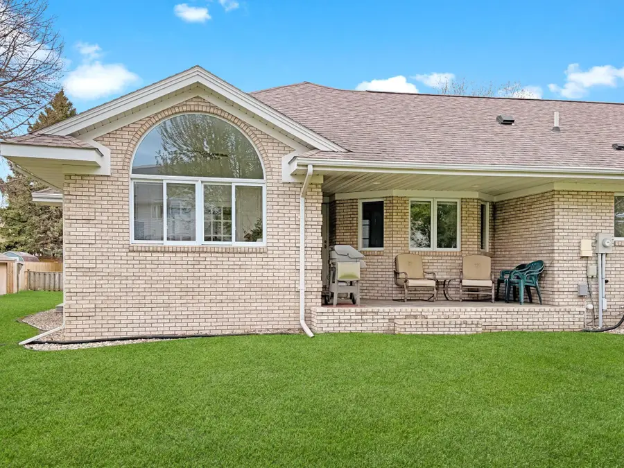 103 Whitney Circle, Marshall, MN 56258 - #3