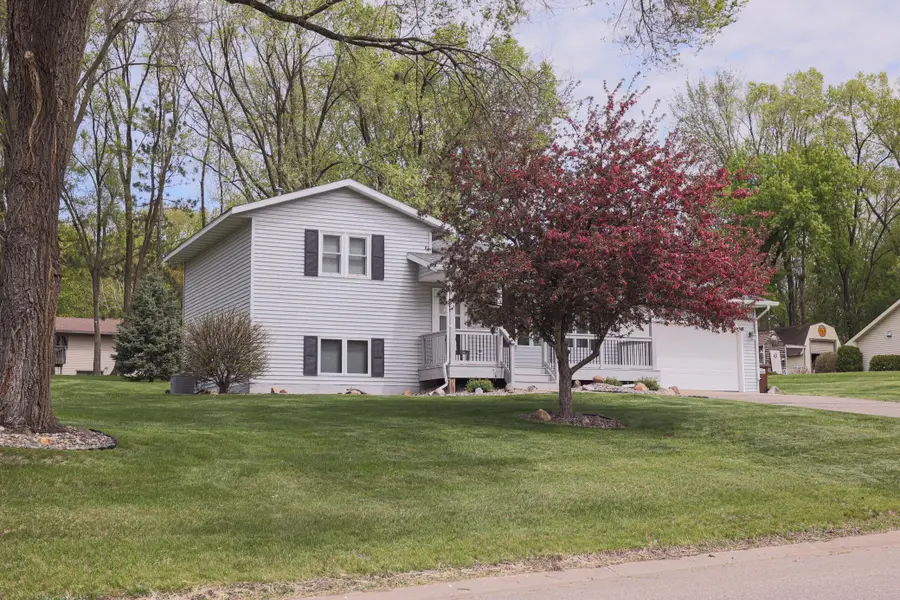 380 Flora Street S, Prescott, WI 54021 - #2