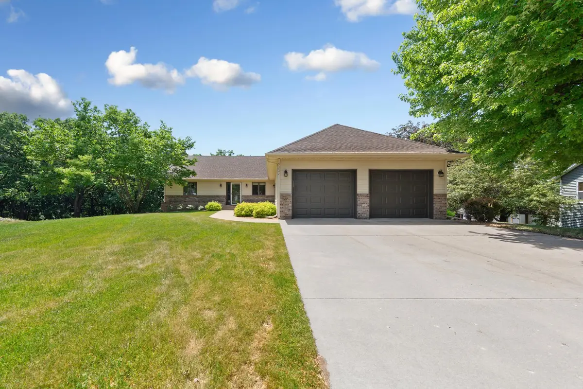 9327 Hillside Trail S, Cottage Grove, MN 55016 - #1
