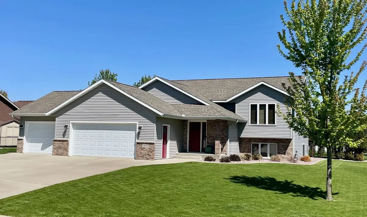 1409 28th Street Sw, Austin, MN 55912 - #1