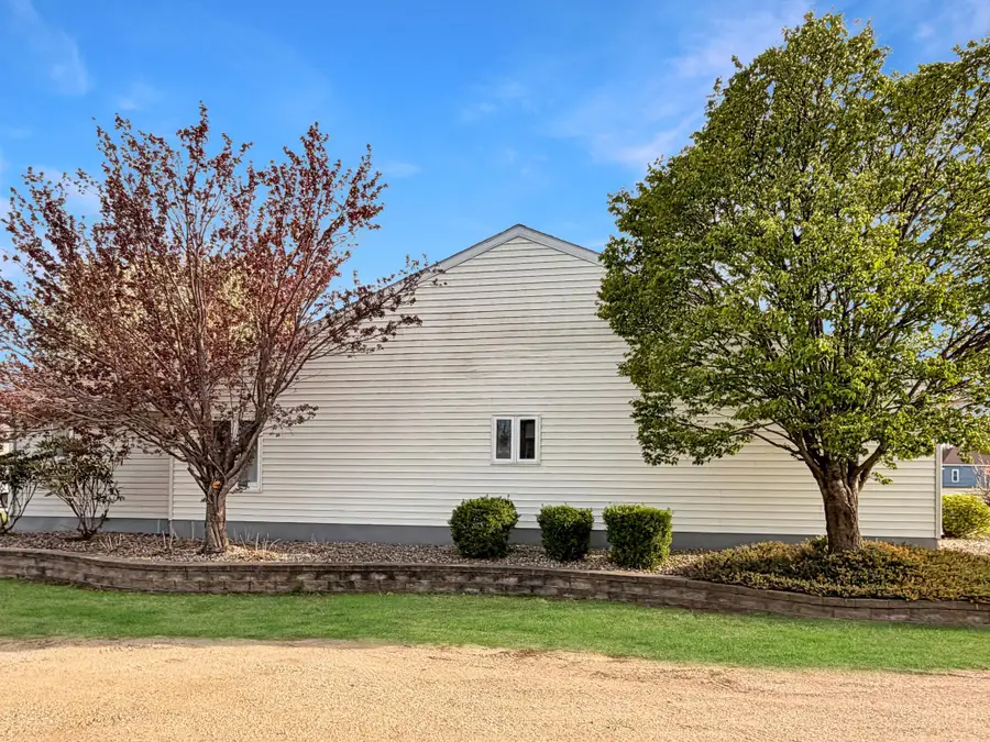 1004 Main Street, Edgerton, MN 56128 - #3