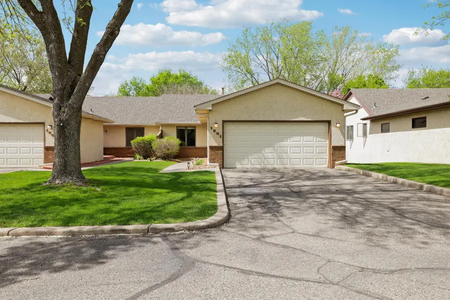 1801 6th Avenue W, Shakopee, MN 55379 - #2